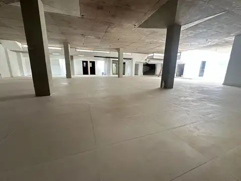 Gran Espacio en Alquiler - Vicente Lopez