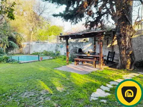 Casa 6 ambientes con 3 baños