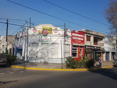 2 Local Bv. Rondeau  al 400 esquina Congreso, 2 locales ideal unidad de renta