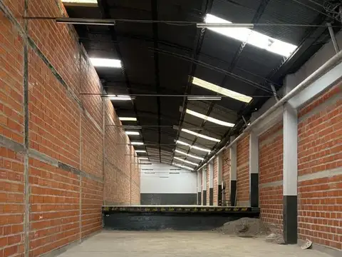 Galpon en Venta en Zona Centro, USD 250.000
