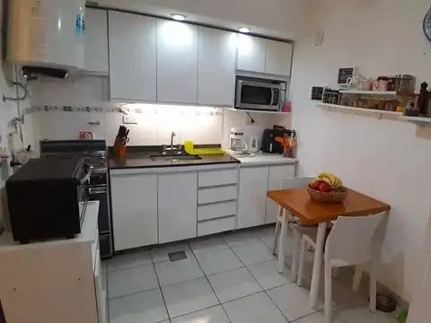 Casa 3 ambientes con 2 baños