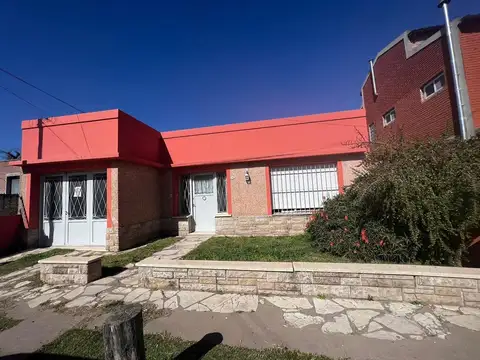 Casa en Venta en San Miguel del Monte, USD 98.000