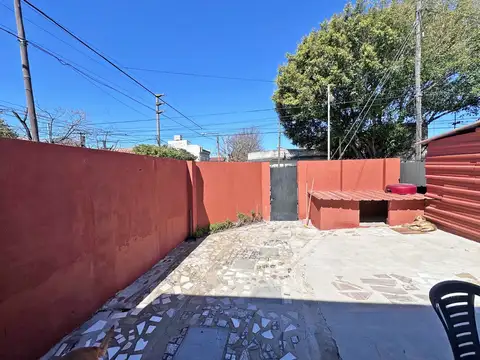 Casa en Alquiler en Villa Ballester, $ 1.300.000