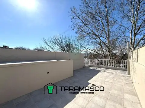 VENTA PH 3 AMB AL FRENTE C/BALCÓN Y TERRAZA PROPIA EN DEVOTO