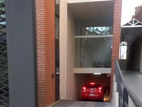 13 N 568 e/ 43 y Plaza Paso Subsuelo 2 Gge N 4 SOLO PARA MOTOS Y AUTOS CHICOS