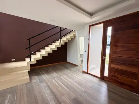 Los Robles 5900
