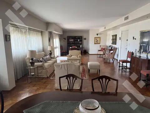 VENTA (EN EXCLUSIVA) DEPARTAMENTO 5 DORM. (PISO COMPLETO CON COCHERA) - CENTRO, CIPOLLETTI