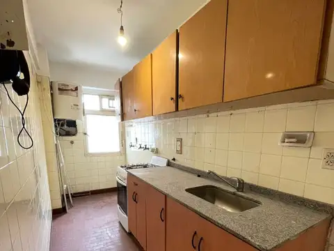 2 AMB 35 MTS TOT A RECICLAR,CTFTE MUY LUMINOSO,COCINA INDPTE C/LAVADERO INCOR,EXC. UBCACIÓN