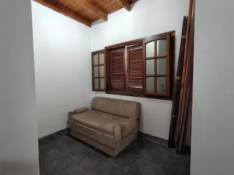 Depto Tipo Casa en Venta de 4 dormitorios