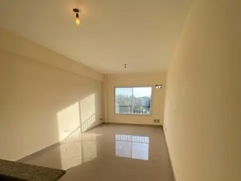 ALQ 1 AMB VIVIENDA- 3ER. PISO DPTO B San Miguel.