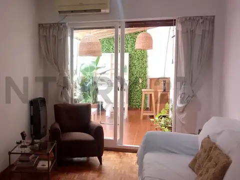 San José 300, Piso 1