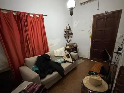 Casa 2 ambientes con 1 baño