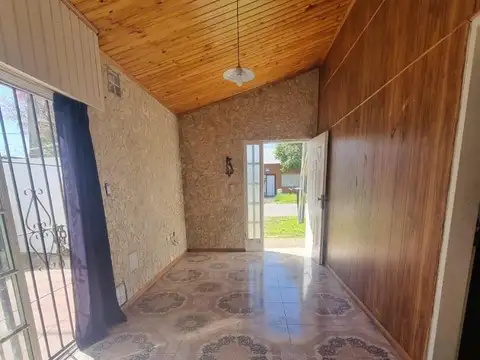 Casa en Venta en Nuevo Alberdi, USD 32.000