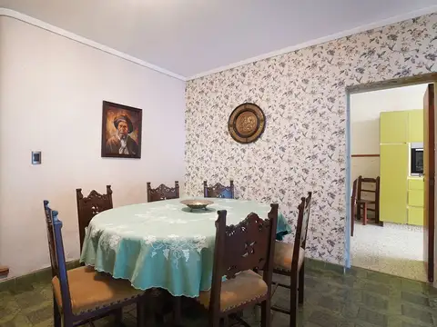 Casa en Venta con 1 cochera