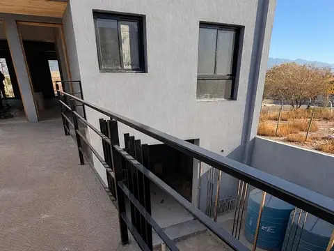 Valle de los Manantiales 2200