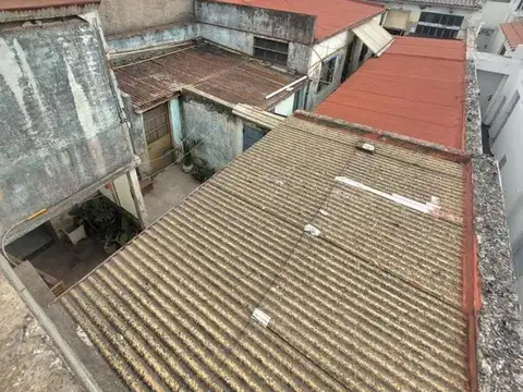 Casa 5 ambientes con 1 baño
