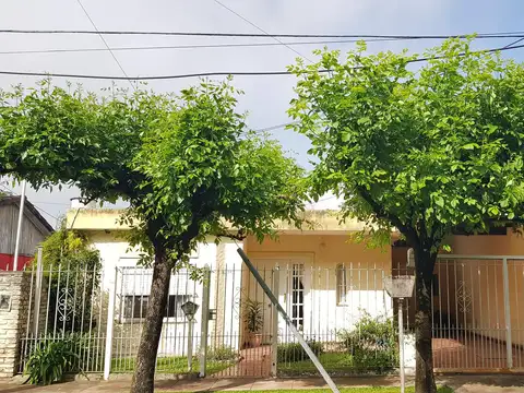 Casa en venta a metros de Ruta 25    ID 4333