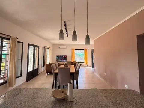 Casa Quinta  en Venta en Zárate, G.B.A. Zona Norte, Argentina