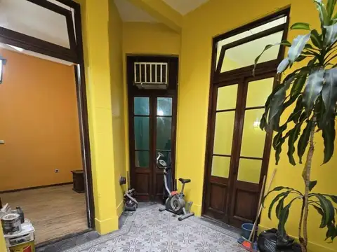 Venta de PH de 3 Ambientes con Dependencia en San Telmo
