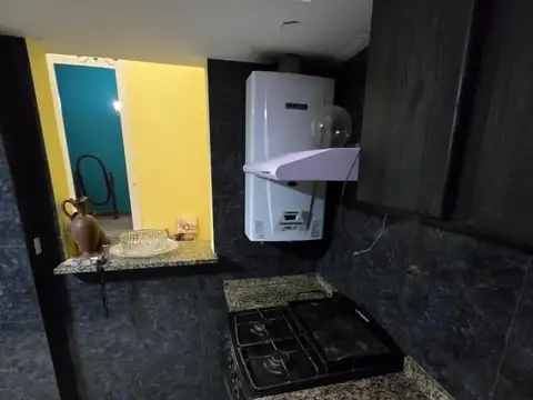 Depto Tipo Casa 4 ambientes con 1 baño