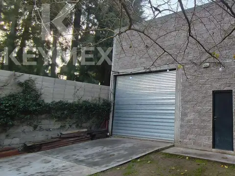 Galpon en Venta 42  mts Fondo