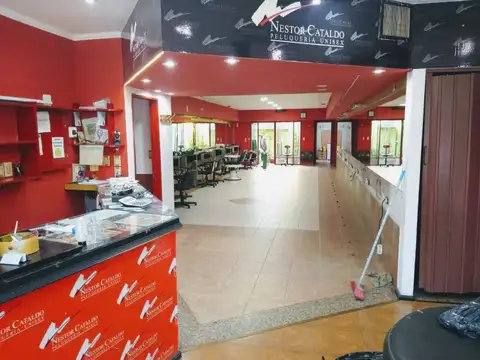 Av. Emilio Castro 7000