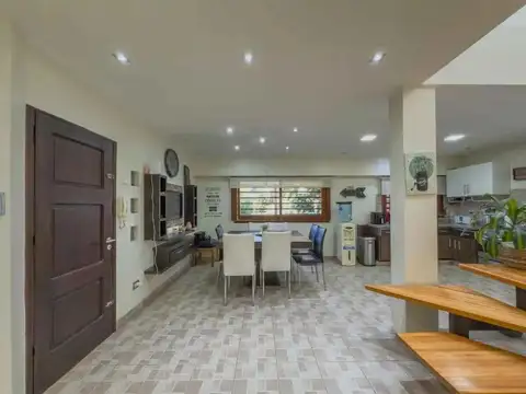 Casa en Venta en Berazategui, USD 175.000