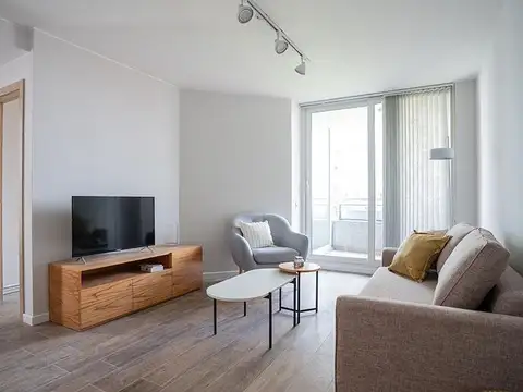 1 DORMITORIO A ESTRENAR - BALCON A AV PELLEGRINI - AMENITIES
