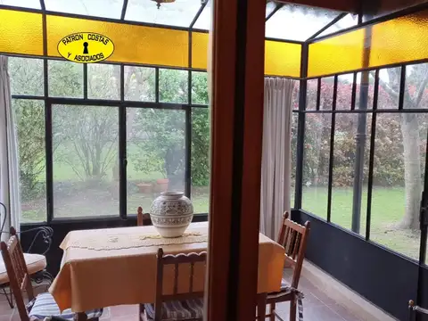 Casa en Venta con 6 cocheras