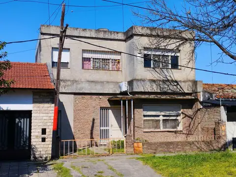 Casa en Venta en Azcuenaga, USD 95.000