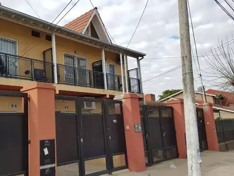 Pampa 100, Piso 1
