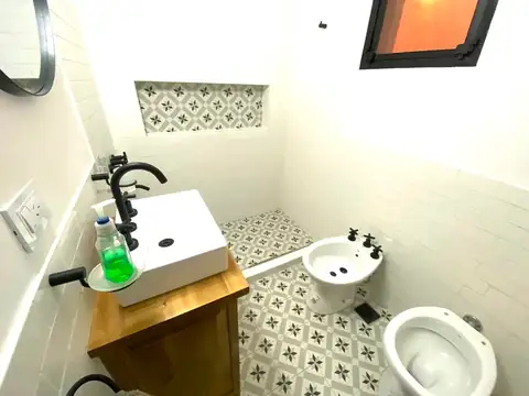 Depto Tipo Casa en Alquiler en Colegiales, USD 1.600