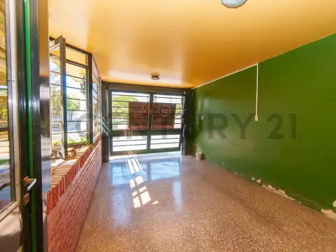 Calle Plaza Güemes 100, Piso 0