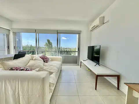 Departamento 4 ambientes con 3 baños