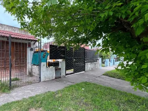 Esteban Echeverría 2100