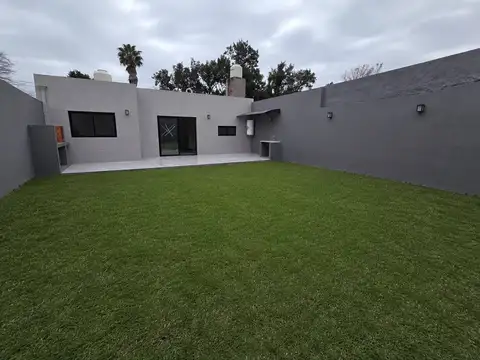 CASA 3 AMBIENTES A ESTRENAR / ACEPTA PERMUTA