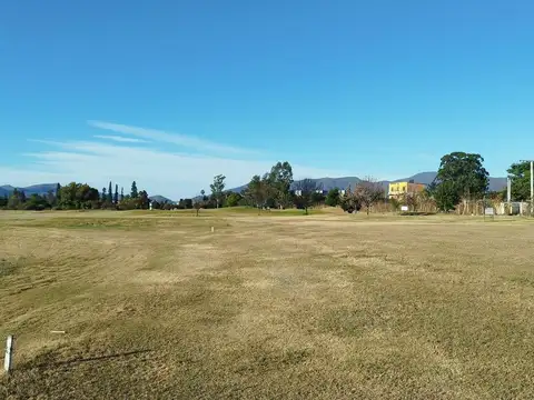 Terreno en Venta de 869,0 m2