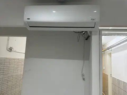 Local en Alquiler Via Púb.