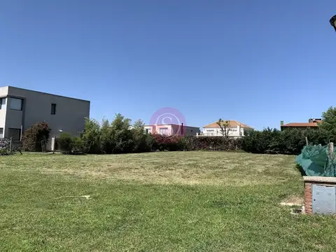 LOTE EN VENTA EN HARAS SANTA MARIA 100