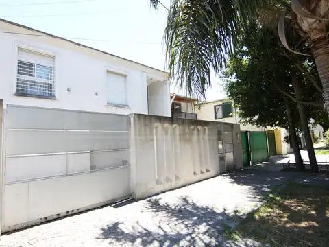 Don Bosco al 1800 e/Jorge Newbery y Clemente Onelli