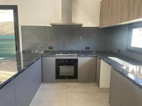 Casa en Venta en  barrio Lar de Vieytes II, Maipú