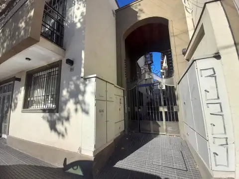 Alvarez Thomas 100