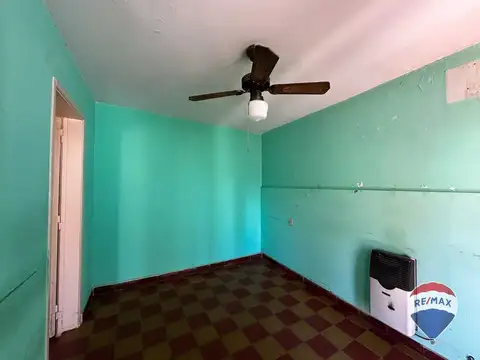 Casa 2 ambientes con 1 baño