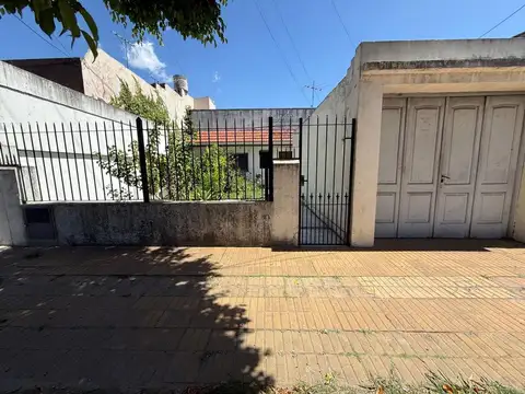 VENTA CASA 3 AMBIENTES VALENTIN A. APTO CREDITO