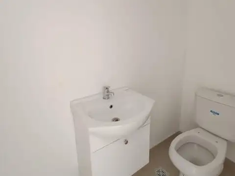 Depto Tipo Casa 4 ambientes con 3 baños