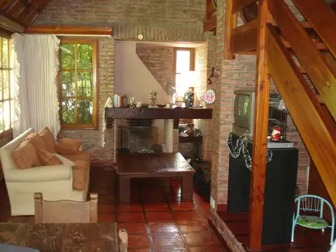 Casa en Venta con 4 cocheras