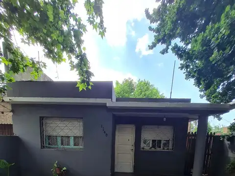 Casa de estilo americano sobre lote de 494m.