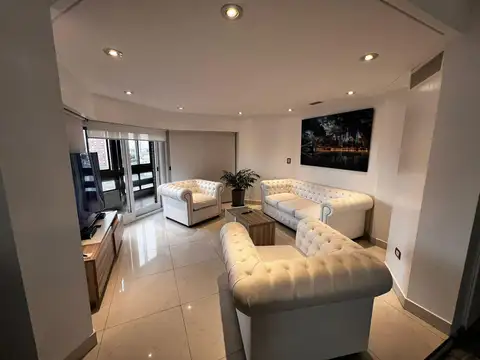 Departamento en Venta con 2 cocheras