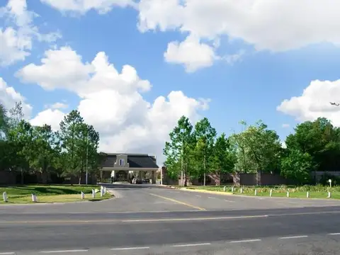 Lote en Saint Thomas Centro, de 1000 m2, en Canning. Ruta 58.