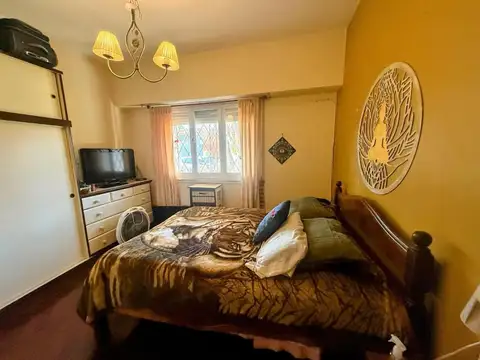 VENTA EN BLOCK CASA AL FTE Y DEPARTAMENTO AL FONDO BIEN UBIC